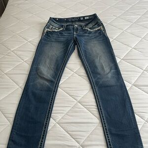 Buckle Miss Me Mid Rise Easy Ankle Skinny Jeans; Size 26